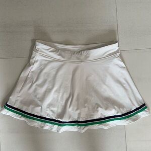 Classic Prep women’s tennis skort size Large